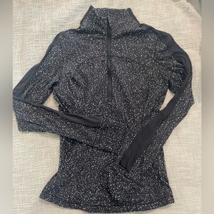 lululemon quarter-zip - size 4